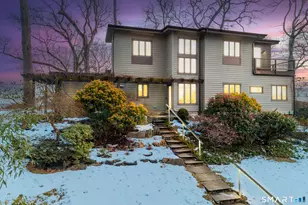 31 Splitrock Rd, Norwalk, CT 06854 - Photo 1