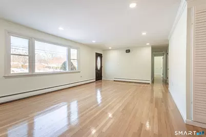 26 Kelly Road, Hamden, CT 06518 - Photo 9