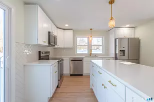 26 Kelly Rd, Hamden, CT 06518 - Photo 13