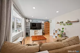 295 Phoenix St, Vernon, CT 06066 - Photo 5