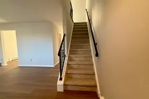 7 Homestead Ln, Brookfield, CT 06804 - Photo 11