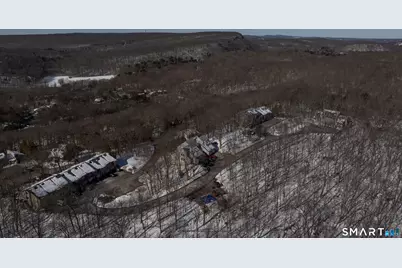 104 Wauwinet Trail #104, Guilford, CT 06437 - Photo 5