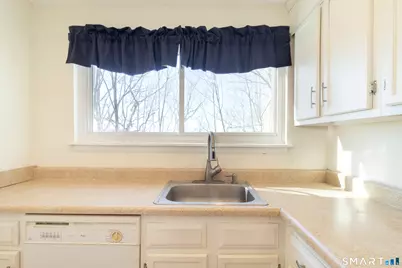 104 Wauwinet Trail #104, Guilford, CT 06437 - Photo 25