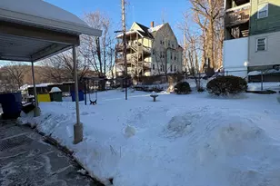 37 Eastwood Ave, Waterbury, CT 06705 - Photo 3