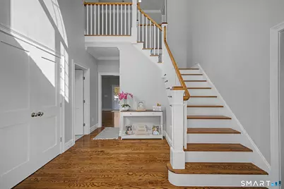 4 Sunnyview Terrace, Newtown, CT 06482 - Photo 3