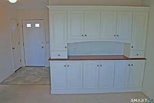 53 Brushy Plain Rd, Branford, CT 06405 - Photo 5