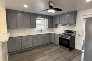 123 Summerfield Ave, Bridgeport, CT 06610 - Photo 5