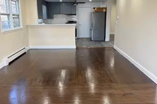 123 Summerfield Ave, Bridgeport, CT 06610 - Photo 3