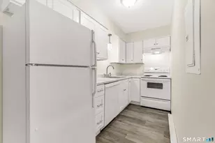 115 Short Beach Rd, Stratford, CT 06615 - Photo 3