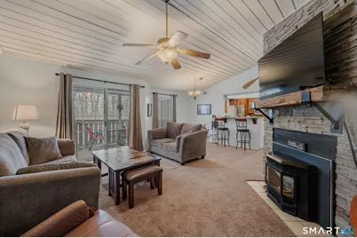 85 Crown Knoll Court #APT 110, Groton, CT 06340 - Photo 3