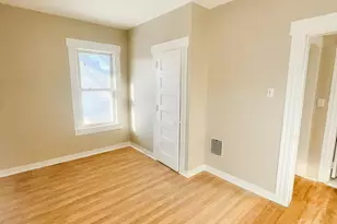 251 Hough Ave, Bridgeport, CT 06608 - Photo 3