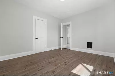 725 Beechwood Avenue #1, Bridgeport, CT 06605 - Photo 11