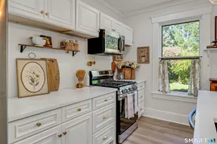 60 Nashvile Rd, Bethel, CT 06801 - Photo 9