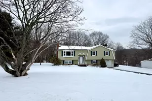 10 Longview Ln, Wallingford, CT 06492 - Photo 1