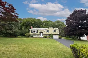 10 Longview Ln, Wallingford, CT 06492 - Photo 1