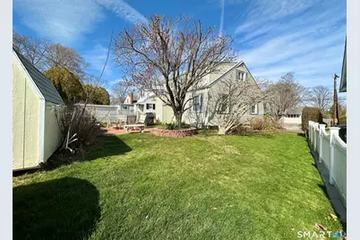 40 Parkway South, New London, CT 06320 - Photo 5