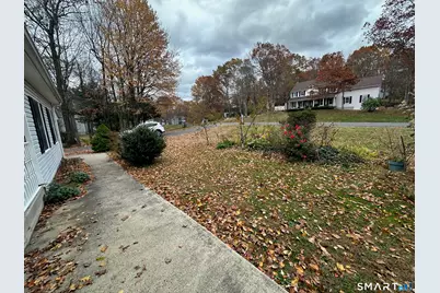 120 Tyler Way, Bristol, CT 06010 - Photo 5