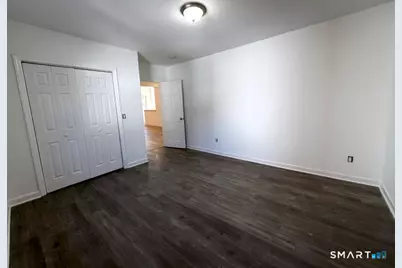 30 Dora Street, Stamford, CT 06902 - Photo 11