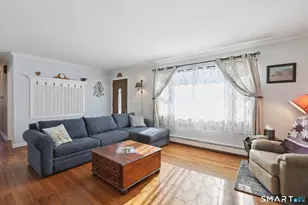 11 Poplar Dr, Seymour, CT 06483 - Photo 3