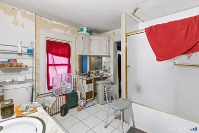 197 Allen Street, Waterbury, CT 06706 - Photo 21