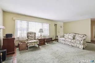 31 Valerie Ln, Danbury, CT 06811 - Photo 5