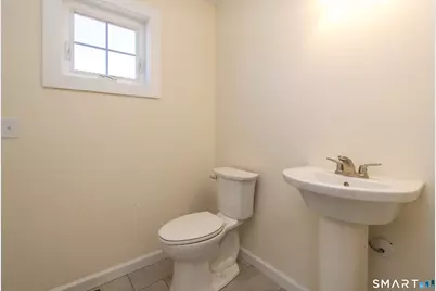 318 Capen Street, Windsor, CT 06095 - Photo 15