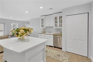 707 Hanover Rd, Meriden, CT 06451 - Photo 25