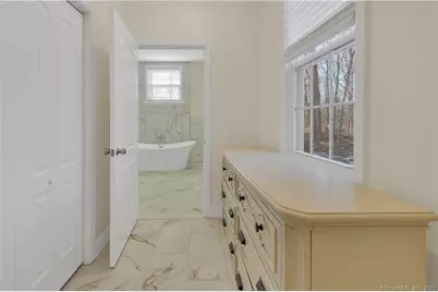 707 Hanover Road, Meriden, CT 06451 - Photo 15