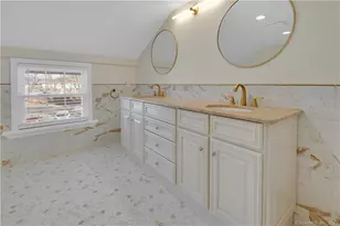 707 Hanover Rd, Meriden, CT 06451 - Photo 19