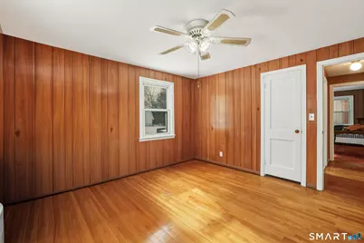 443 Elm Street, Windsor Locks, CT 06096 - Photo 15