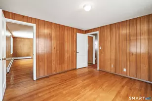 443 Elm St, Windsor Locks, CT 06096 - Photo 9