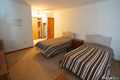 30 Day Spring Avenue, Hamden, CT 06518 - Photo 15