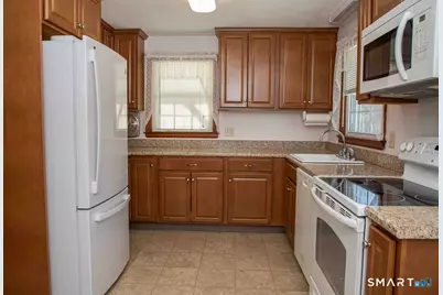 1240 High Road, Berlin, CT 06037 - Photo 7