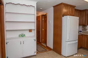 1240 High Rd, Berlin, CT 06037 - Photo 7