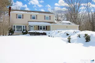 463 Herbert St, Orange, CT 06477 - Photo 3