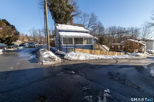 231 Broad St, Norwich, CT 06360 - Photo 1