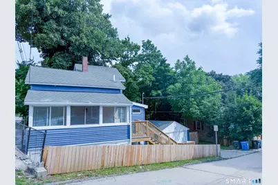 231 Broad Street, Norwich, CT 06360 - Photo 1