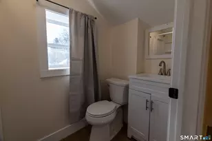 231 Broad St, Norwich, CT 06360 - Photo 17