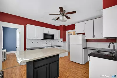 1442 Wood Avenue #2, Bridgeport, CT 06604 - Photo 3