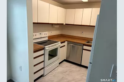 161 Burgundy Hill Lane #161, Middletown, CT 06457 - Photo 9