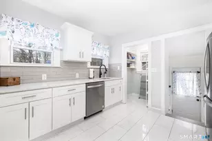 681 Main St, Cromwell, CT 06416 - Photo 5