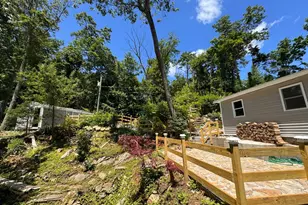 22 Hemlock Trail, Newtown, CT 06482 - Photo 7