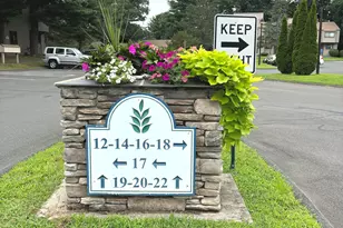 20 Greenbriar Dr, Farmington, CT 06032 - Photo 3