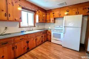 32 Post St, Waterbury, CT 06706 - Photo 7