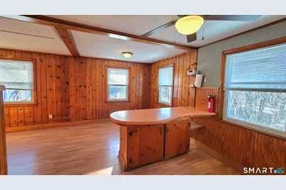 32 Post Street, Waterbury, CT 06706 - Photo 11