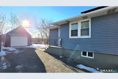 32 Post Street, Waterbury, CT 06706 - Photo 25