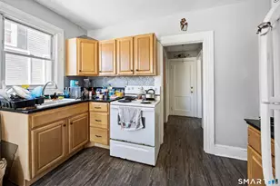 962 Corbin Ave, New Britain, CT 06052 - Photo 21