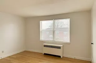 52 Arnold Way, West Hartford, CT 06119 - Photo 13