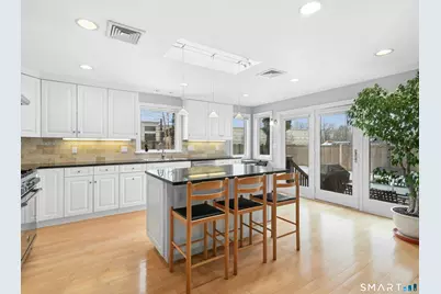 11 Patton Drive, Darien, CT 06820 - Photo 9