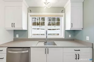 1541 N Rd, Groton, CT 06340 - Photo 13